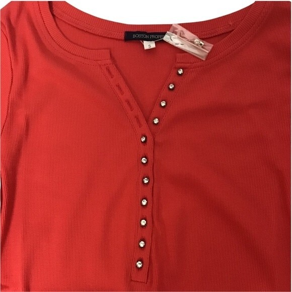 Boston Proper Red Long SleeveTop with Rhinestoned Buttons Size S - Picture 3 of 7